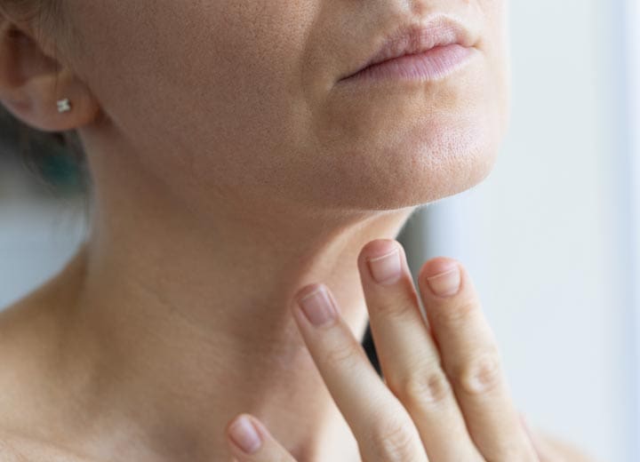 HR Plastic Sugery - Loose neck skin - full neck